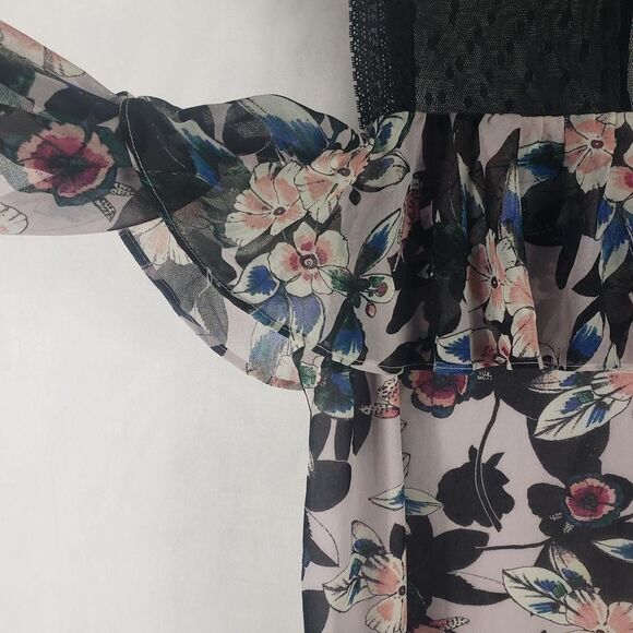 Guess Blouse Womens XL Pink Floral Sheer Mesh Ruffle Overlay Keyhole Lace Top - Picture 4 of 13